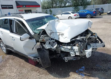 2010 Subaru Outback 2.5I Premium from USA, damaged, VIN 4S4BRCCC9A3322850